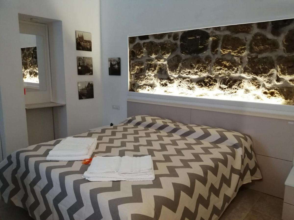 كازيرتا B&B Ninfa الغرفة الصورة